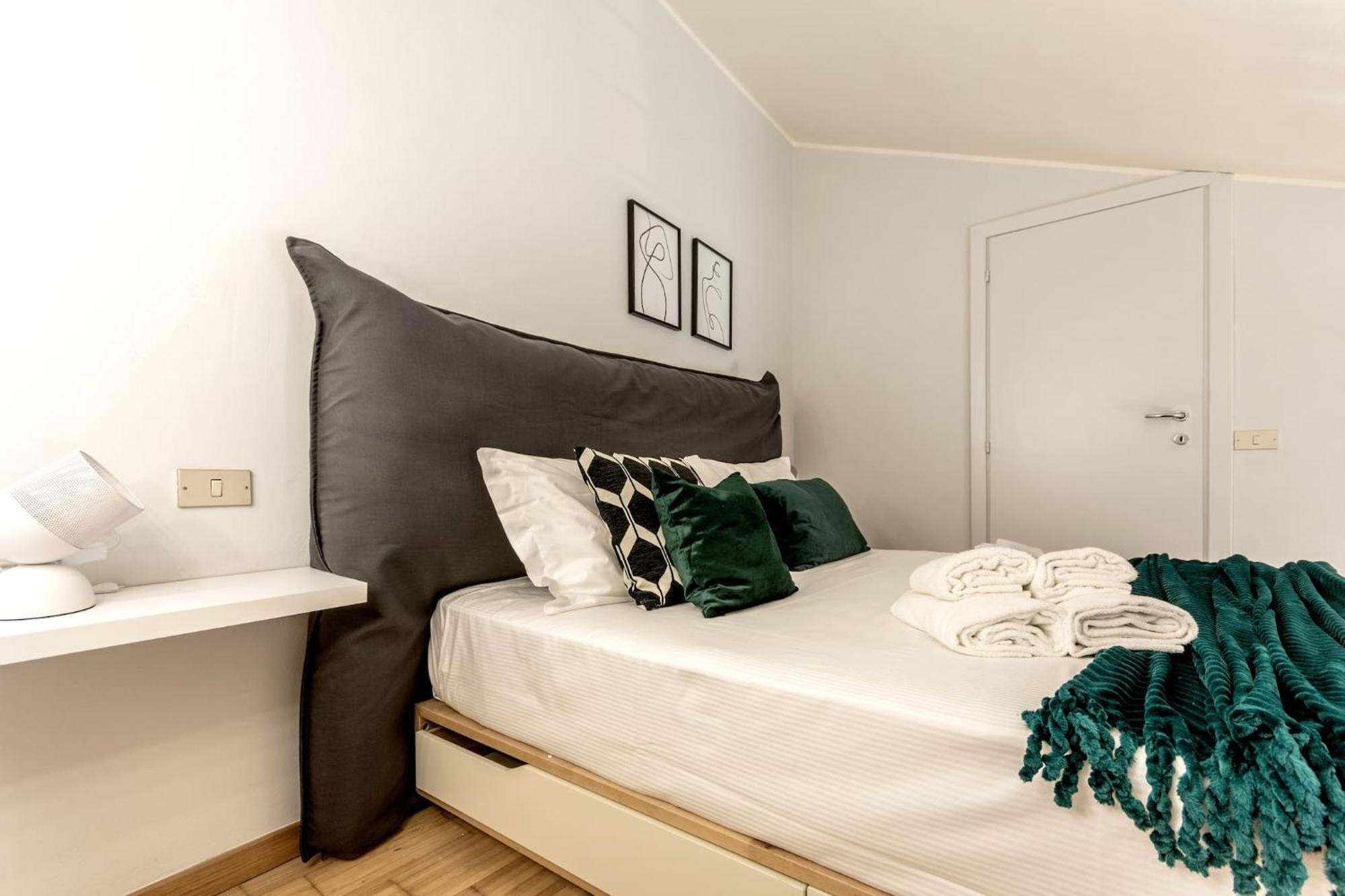 Lovely Apartments In The Hearth Of Brera By Rentopolis Milán Exteriér fotografie